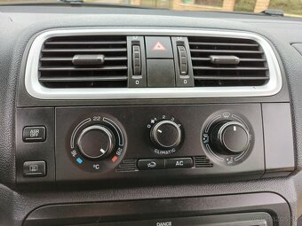 Predám Škoda Fabia 1,4i 16v, 63kw,rok výroby 10/2007,1.majit - 15