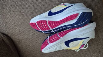 Botasky nike 41.  ..26.5cm vnut.dl. - 15