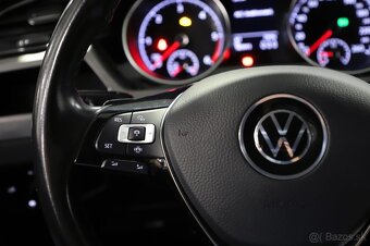 Volkswagen Touran Comfortline 2.0 TDI 110kW DSG automat - 15