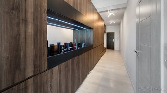 Luxusný byt s priestrannou terasou a jakuzzi - 15