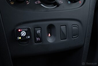 Dacia Logan MCV 0.9 TCe Stepway 1.Majiteľ/Kamera/LPG - 15