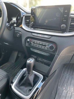 Kia Cee’d 1.5 T-GDI M6 GOLD 117,5kW/ 160k - 15