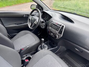 Hyundai i20 1.2i 16V Comfort - 15