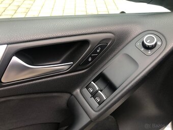 Volkswagen Golf TDI Highline - 15