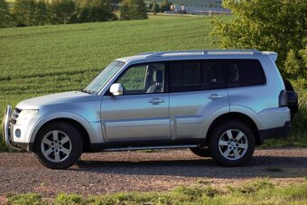 Mitsubishi Pajero IV 2007 125kW - 15