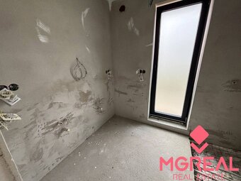 Novostavba rodinný dom Práznovce/ murovaný - 15