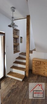 Rodinný dom s dvoma bytovými jednotkami Váhovce - 15