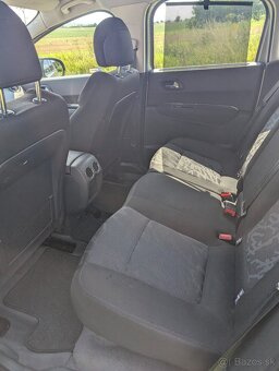 Peugeot 3008 1,6 HDi - 15