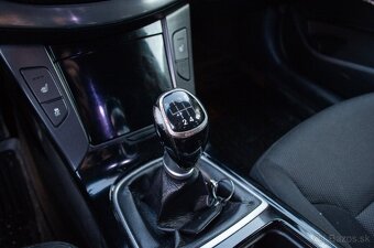 Hyundai i40 CW 1.7 CRDi 136k Premium - 15