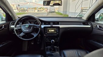 Škoda Superb Combi Scout  2.0 TDI CR 4x4 170k Elegance - 15