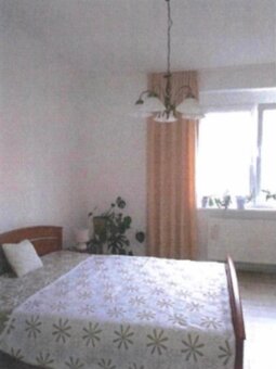 Rodinný dom - podpivničený so záhradou - 15