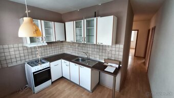 3 izbový byt Zvolen Zlatý Potok + garáž - 15