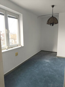 Ponúkame Vám na predaj 3 izbový byt v obci Blatná na Ostrove - 15