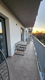 3i zariadený byt s balkónom, staré sídlisko Prievidza - 15