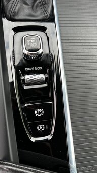 Volvo V60 T4 Momentum Pro A/T - 15