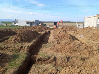 Zemné,buracie a výkopové práce,autodoprava,hydraulicka ruka - 15