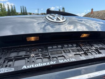 Volkswagen Passat Variant 2.0 TDI DPF Highline (162 000km) - 15