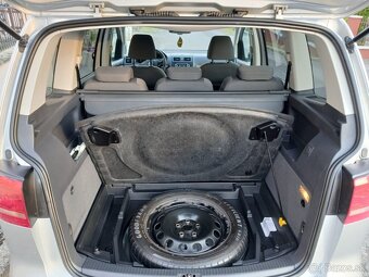 Volkswagen Touran 2.0 TDI - 15