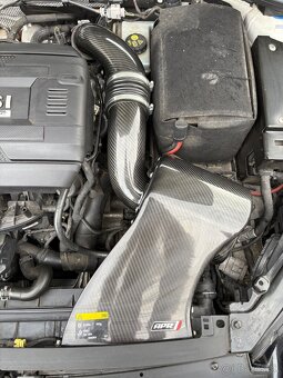 Volkswagen Golf 7 R 2.0TSI 221kw 4x4 4Motion Manuál - 15