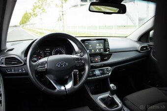 Hyundai i30 Fastback 1.4 T-GDi / SVK / 1.M / - 15