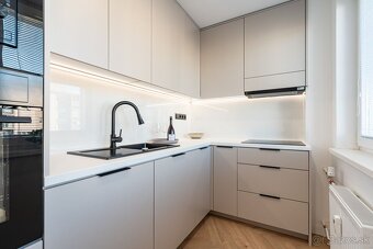 Na predaj pekný 3-izbový byt po rekonštrukcii, ulica Výstaby - 15