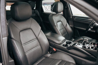 Porsche Cayenne GTS 4.0 V8 Black Edition DPH - 15