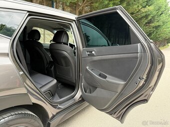 HYUNDAI TUCSON 1.6 T-GDI STYLE A/T 4x4 / SK AUTO / 1.MAJITEĽ - 15