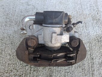 Použité diely 2 - 15