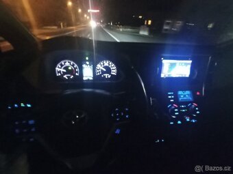 TOYOTA SIENNA XLE 3,5 V6 AWD 2015 NOVÝ MODEL 7 míst LPG - 15