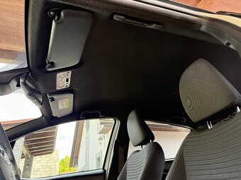 Toyota Yaris 1.5 Selection top 7/2018 po servise - 15