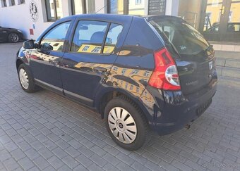Dacia Sandero 1,2 Arctica benzín manuál 55 kw - 15