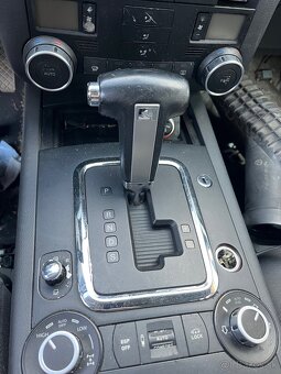 VW Touareg 2.5TDI a 5.0TDI diely - 15