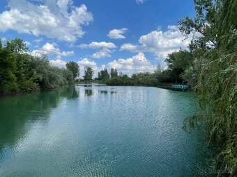 2357-NA PREDAJ REKREAČNÁ BUDOVA V PATINCIACH - 15