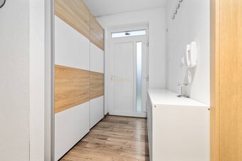 ASSENZIO - EXKLUZÍVNE - 3 IZBOVÝ DOM - BLATNÁ NA OSTROVE - Š - 15