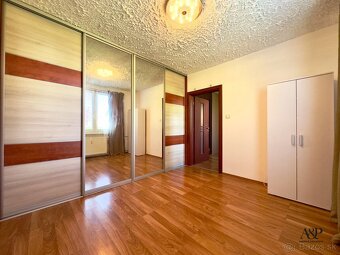 NA PRENÁJOM 3 IZB. BYT V CENTRE MESTA, 64M2, HVIEZDOSLAVOVA  - 15