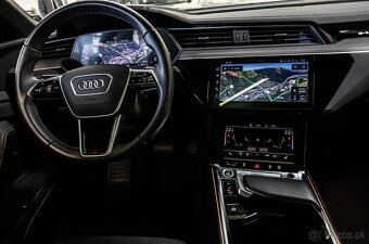 Audi E-tron - 15