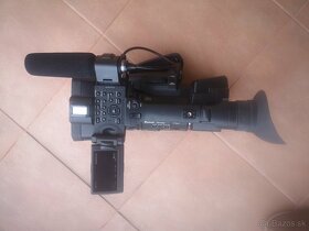 videokamera SONY Profi HXR-NX5E - 15