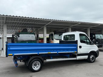 IVECO DAILY 3.0L SKLÁPAČ VYKLÁPAČ TROJSTRANNÝ do 3.5t - 15