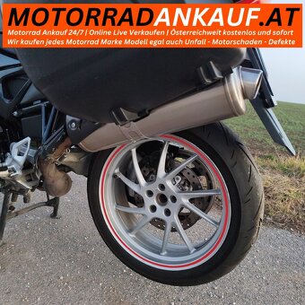 BMW F 800 GT 09/2013 - 15