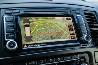 Volkswagen T5 Multivan 2.0 TDi DSG - 15