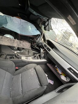 BMW e91 325d - 15