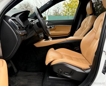 Volvo XC90 PLUG-IN HYBRID T8 AWD RECHARGE - 15