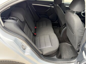 Škoda Octavia 2012 - 15