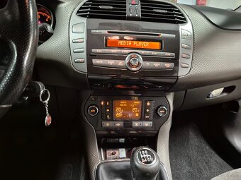 Fiat Bravo 1.9 JTD, 110kw, rok 2009 - 15