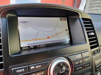 Nissan NAVARA 2.5 DCI 140kw M6 4x4 Rok 2012 PLATINUM - 15