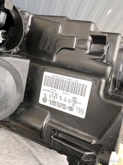 PREDNI svetla svetlo vw caddy 15-20 h7 prave leve - 15