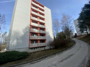 Rezervované 2-izbový byt 61 m² s dostatkom parkovacieho mies - 15