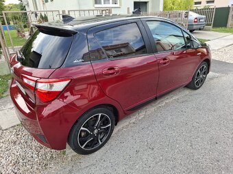 Predám TOYOTA YARIS 1.5 HYBRID SELECTION - 15
