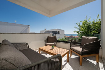 Chorvatsko-luxusný zariadený 4 izbový apartmán na Pagu - 15
