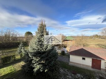 3-izbový rodinný dom s garážou na polosamote - 15